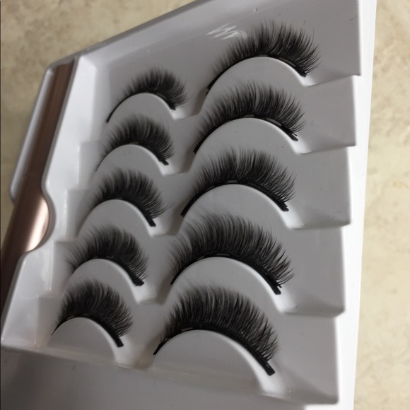 Magnetic eyelashes faux mink super short l… - Picture 9 of 12
